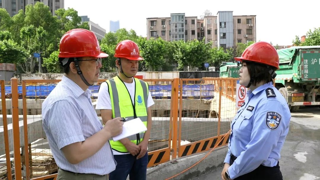 硬核保障筑屏障，暖心服務(wù)護(hù)夢想 長寧公安多措并舉為高考保駕護(hù)航